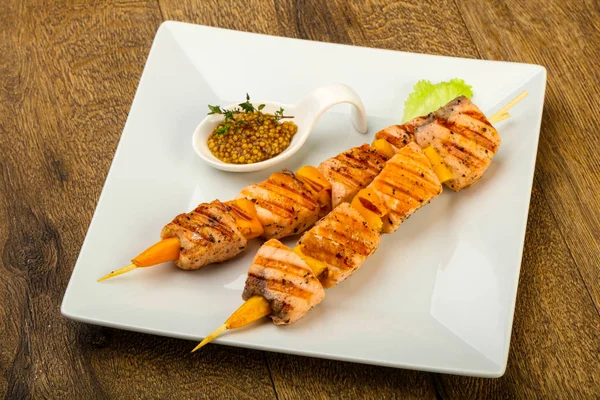 Grilled Salmon Skewer Dijon Mustars Sauce — Stock Photo, Image