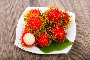 Taze Olgun tatlı Rambutan yığın - Asya meyve
