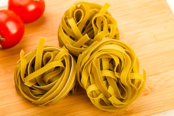Raw Fettucine Pasta Ready Bowling — Stock Photo, Image