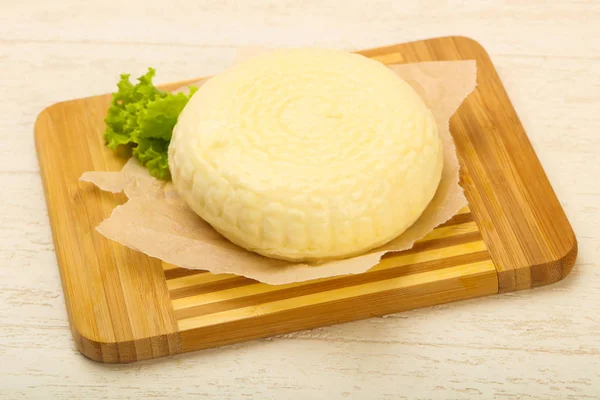 Junger Kaukasischer Käse Suluguni — Stockfoto