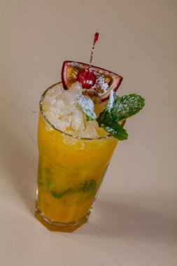 Mojito tutku meyve ve nane ile