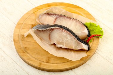 Ham sulu köpek balığı biftek ızgara için hazır