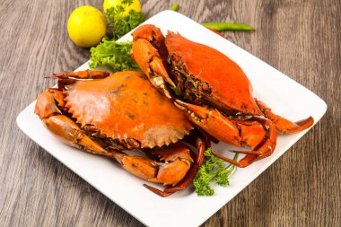 Haşlama yengeç taze ve sıcak - delicous meze