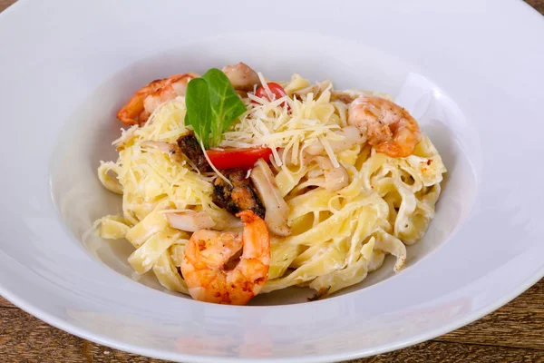 Pasta Frutti Mare Con Gamberetti Cozze — Foto Stock