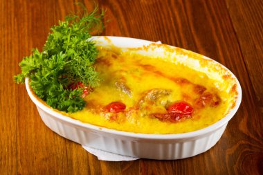 Cocotte kalamar ve peynir ile