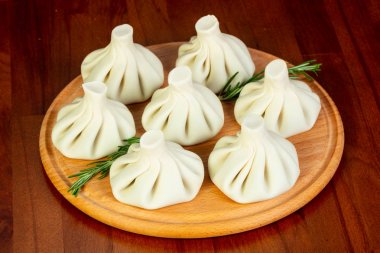 Etli Gürcü geleneksel Hıngel