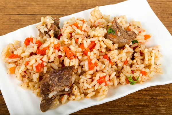 Asiatischer Reis Plov Mit Fleisch Und Karotten — Stockfoto