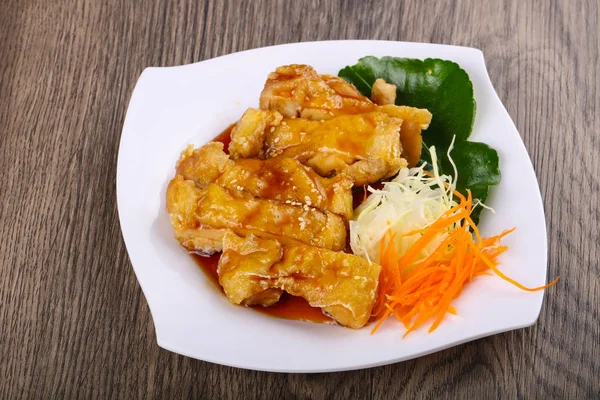 Teriyaki tavuk sesam tohum ve biber ile