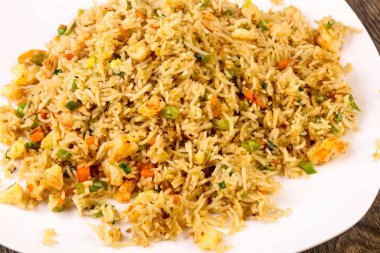 Hint geleneksel mutfak - Fried rice ile karides