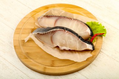 Ham sulu köpek balığı biftek ızgara için hazır