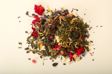 Aroma çay yığın meyve, meyveler ve otlar ile