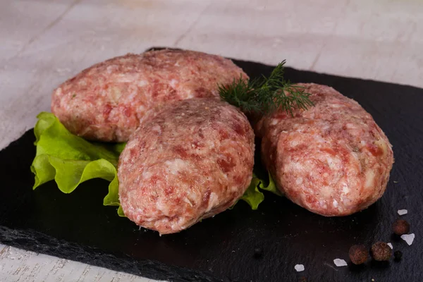 Rohes Schweineschnitzel Hackfleisch — Stockfoto