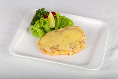 Peynirli fırında tavuk göğsü