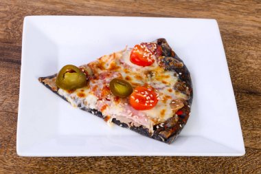 Pizza biber biber halapenjo ile