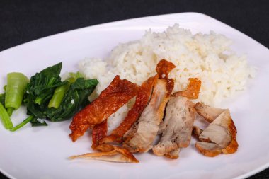 Kavrulmuş ördek göğsü ile Pirinç