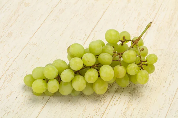 Dolce maturo Ramo d'uva verde — Foto Stock