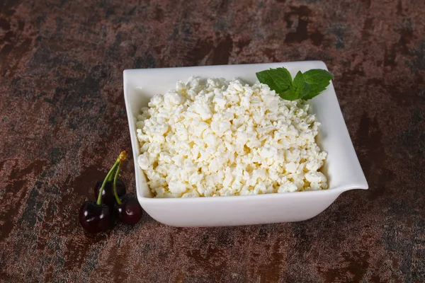 Fresh tasty curd in the bowl — Stock Photo, Image