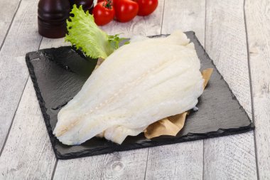 Ham pisi balığı filetosu