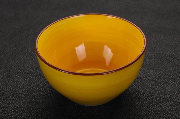 Cuenco de cerámica vacío —  Fotos de Stock