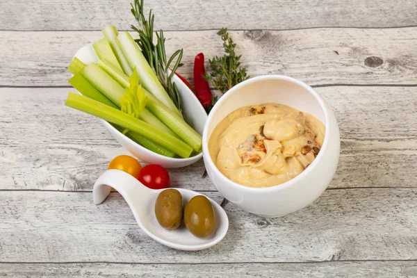 Vegan cuisine - Humus — Stock Photo, Image