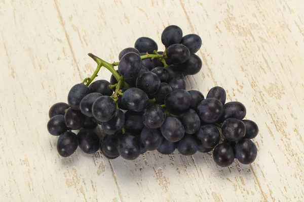 Fresh ripe sweet red grape — Stock Photo, Image