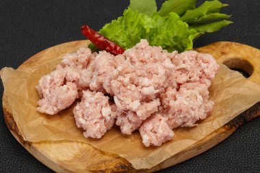 Pişirme için ev yapımı domuz kıyılmış et