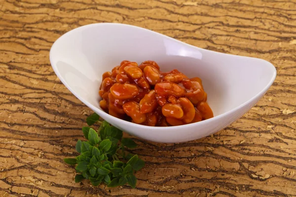 Riñón al horno con salsa de tomate — Foto de Stock