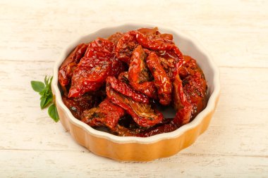 Kurutulmuş domates reçeli