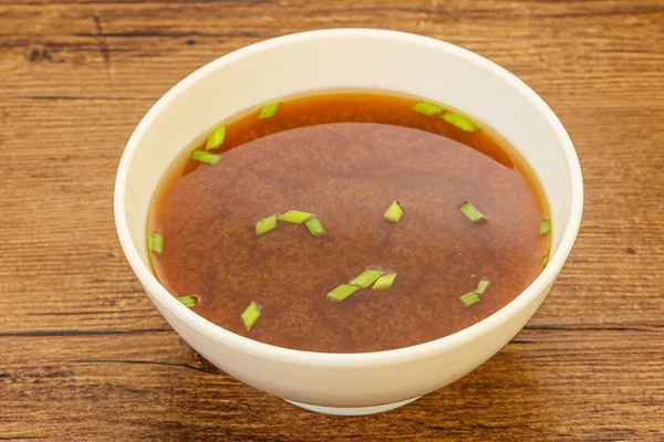 Sopa Miso tradicional japonesa com tofu — Fotografia de Stock