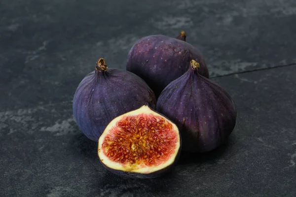 Ripe sweet fresh fig fruit — Stock Photo, Image