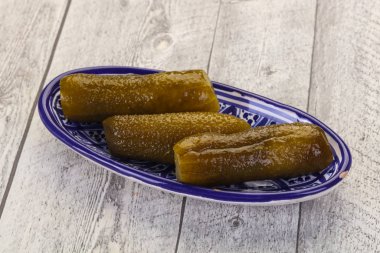 Ev yapımı salatalık turşusu