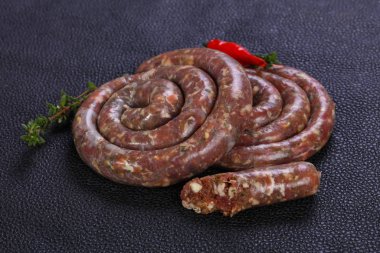 Ham kuzu sosis