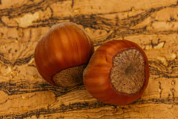 Due maturi gustosi integrali alla nocciola — Foto Stock