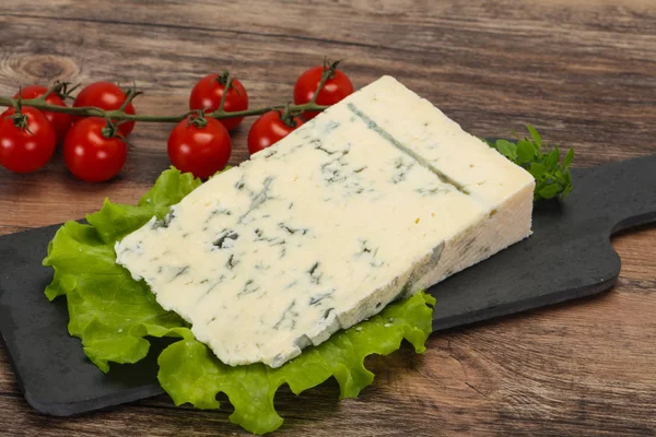 Italian traditional gorgonzola soft cheese — Stock Photo, Image