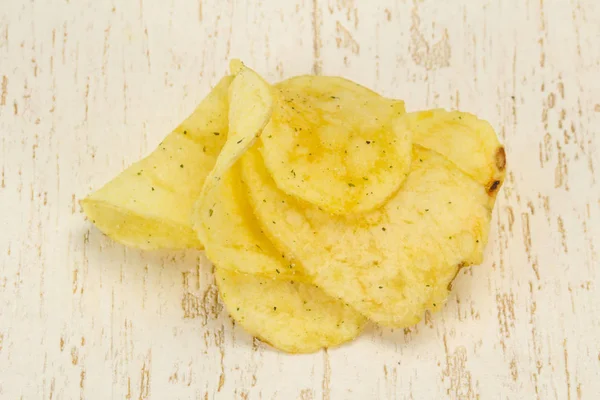 Natural potato salted chips heap — Stock Photo, Image