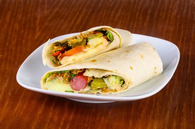 Saucage ile Tortilia