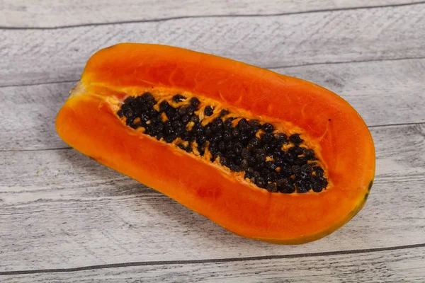 Savoureux fruits mûrs délicats Papaye — Photo