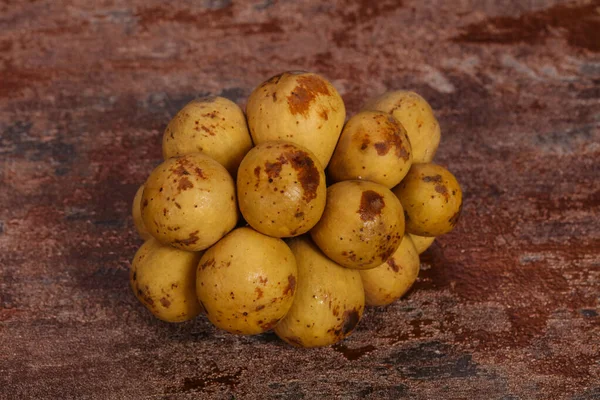 Dulce sabrosa fruta tropical Langsat —  Fotos de Stock