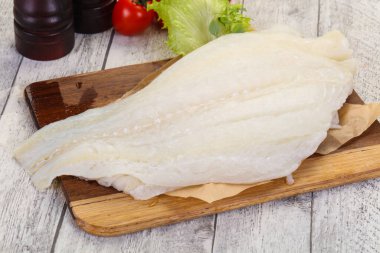 Ham pisi balığı fileto yemek pişirmek için hazır