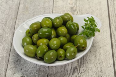 Salamura edilmiş yeşil Campo Kavanozda gerçek zeytin