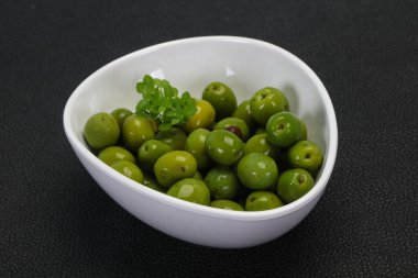 Salamura edilmiş yeşil Campo Kavanozda gerçek zeytin