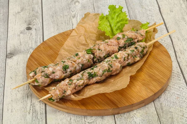 Skewer Porc Crud Kebab Gata Pentru Grătar — Fotografie, imagine de stoc