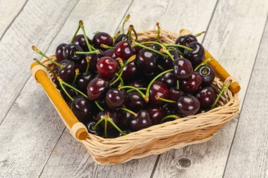 Olgun tatlı, taze kiraz meyvesi