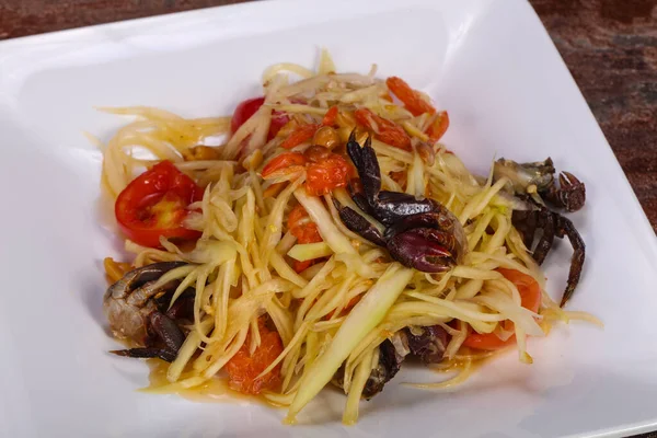 Salad Mangga Hijau Dengan Makanan Laut Kepiting Dan Udang — Stok Foto