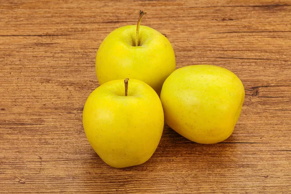 Pommes Sucrées Savoureuses Sur Fond — Photo