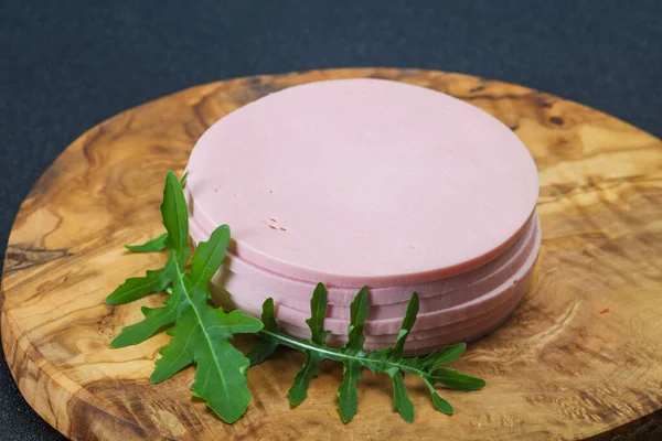 Sliced Sausage Wooden Board Served Rucola Salad — Stock Photo, Image