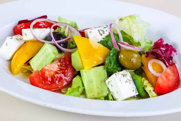 Salade Grecque Traditionnelle Aux Épices — Photo