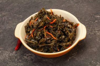 Havuçlu ve susamlı yosun kabağı.