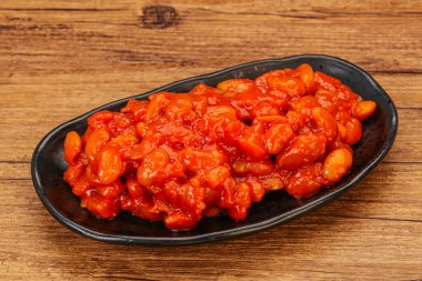 Domates soslu ve biberli fırında böbrek.