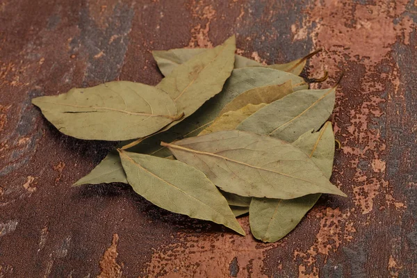 Сухие Лавровые Листья Готовы Приготовлению — стоковое фото